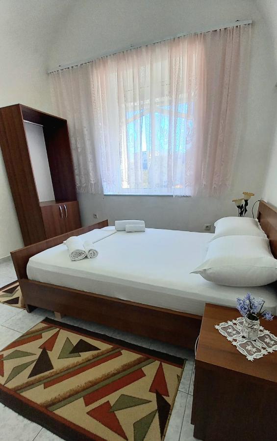 Guesthouse Celo Gjirokastër Dış mekan fotoğraf