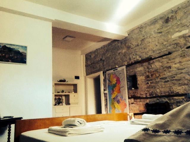 Guesthouse Celo Gjirokastër Dış mekan fotoğraf