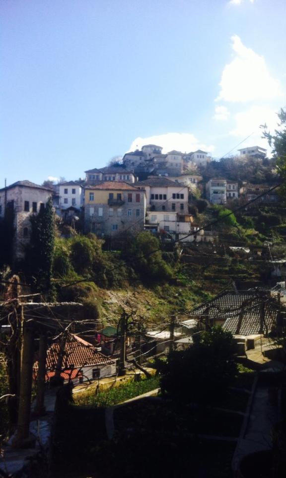 Guesthouse Celo Gjirokastër Dış mekan fotoğraf